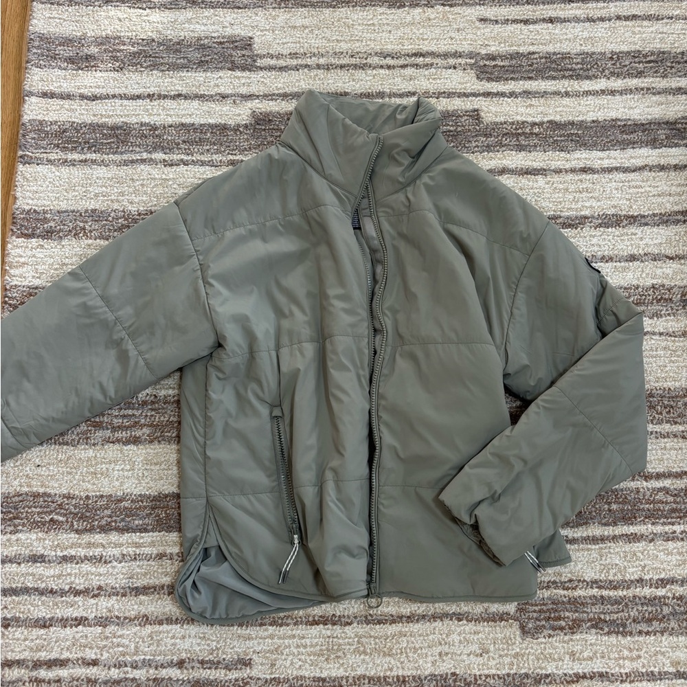 Vuori Green Puffer Jacket